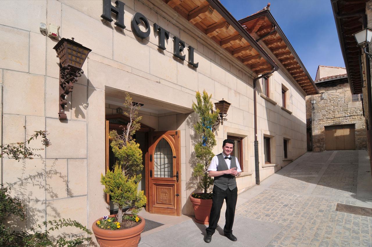 Hotel سانتو دومينغو دي سيلوس المظهر الخارجي الصورة